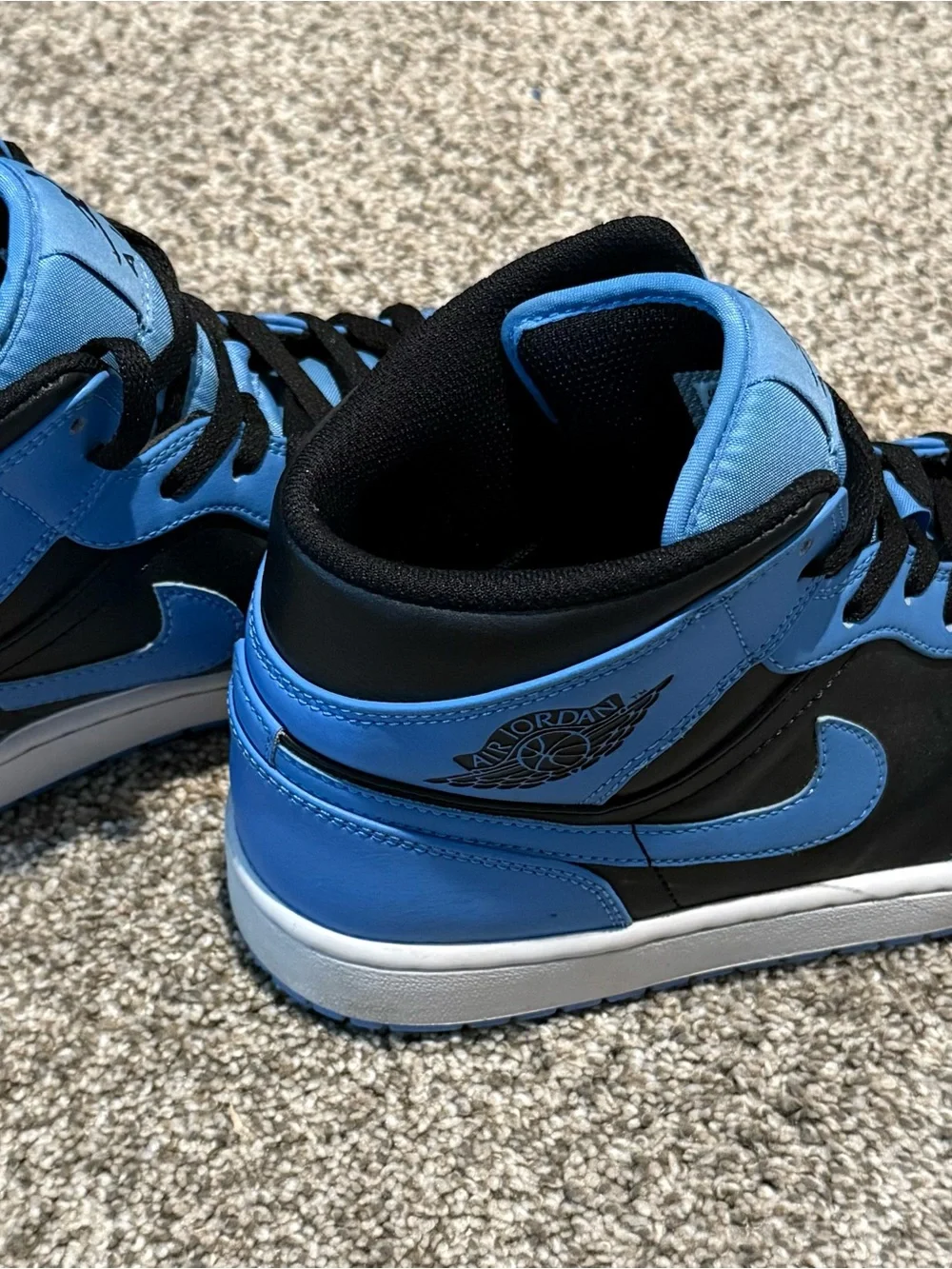 Air Jordan 1 Mid - Black and Blue University Mens 9.5